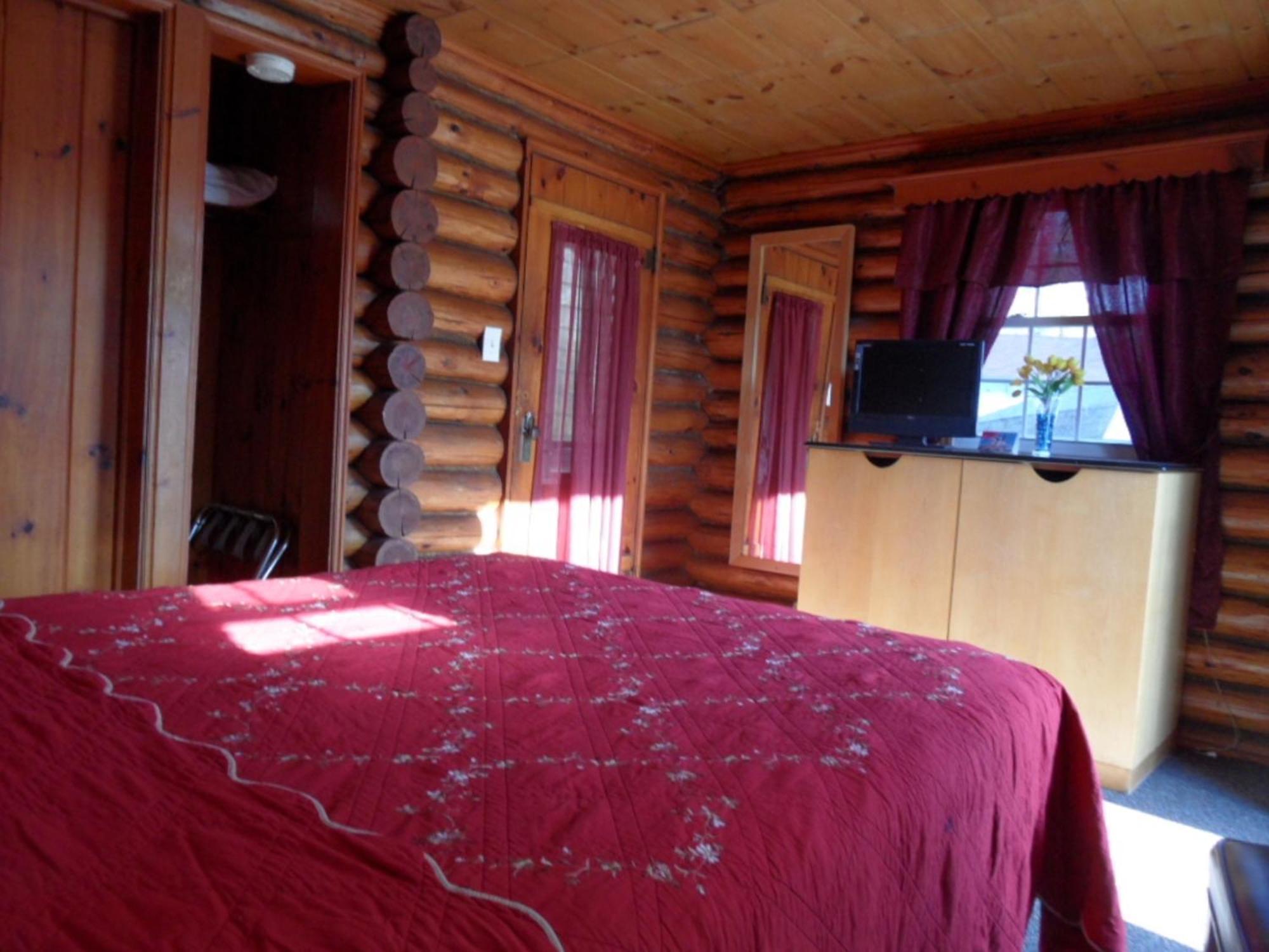 Seven Dwarfs Cabin - On The Brook Cabins Lake George Bagian luar foto