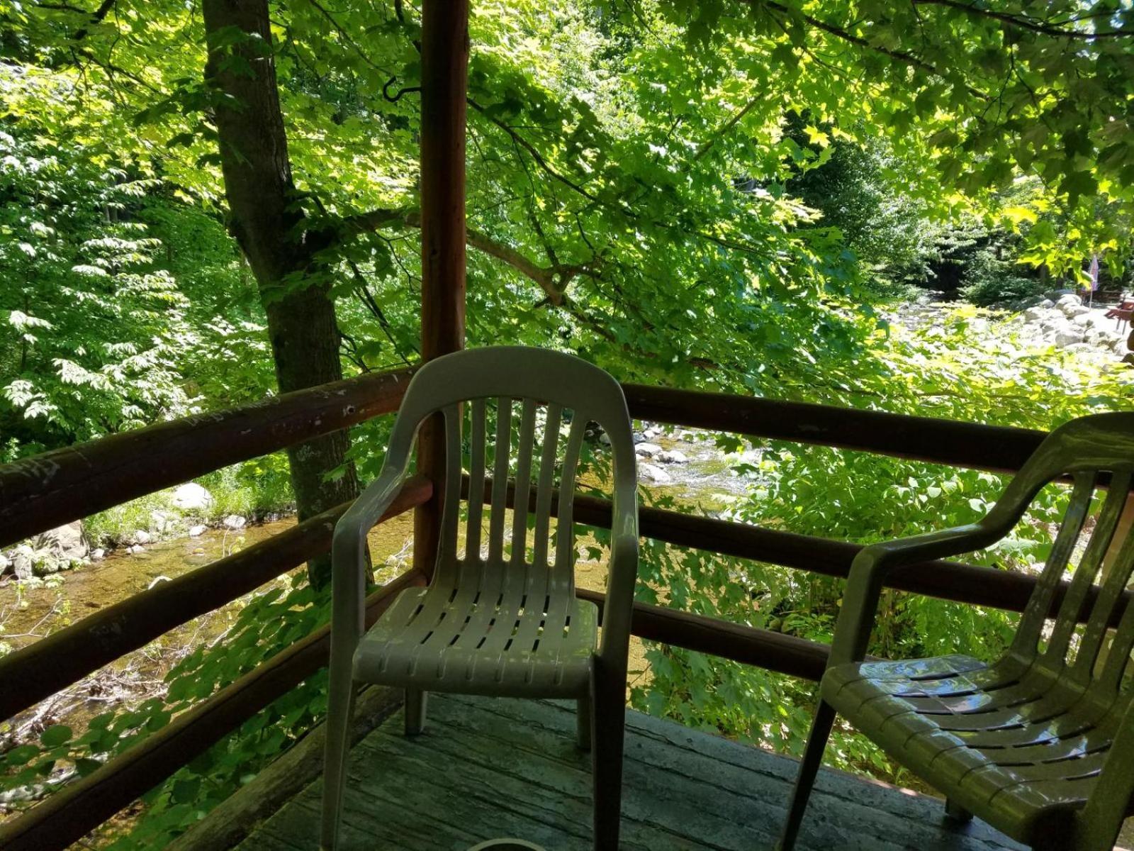 Seven Dwarfs Cabin - On The Brook Cabins Lake George Bagian luar foto